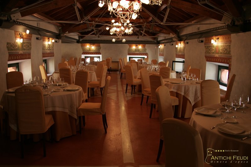 Sala Ricevimenti Costanza — Antichi Feudi, Teggiano